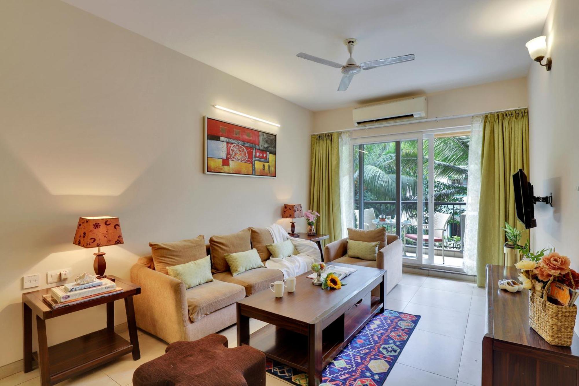Veera Strand Park Serviced Apartments Near กาลังกูติ ภายนอก รูปภาพ
