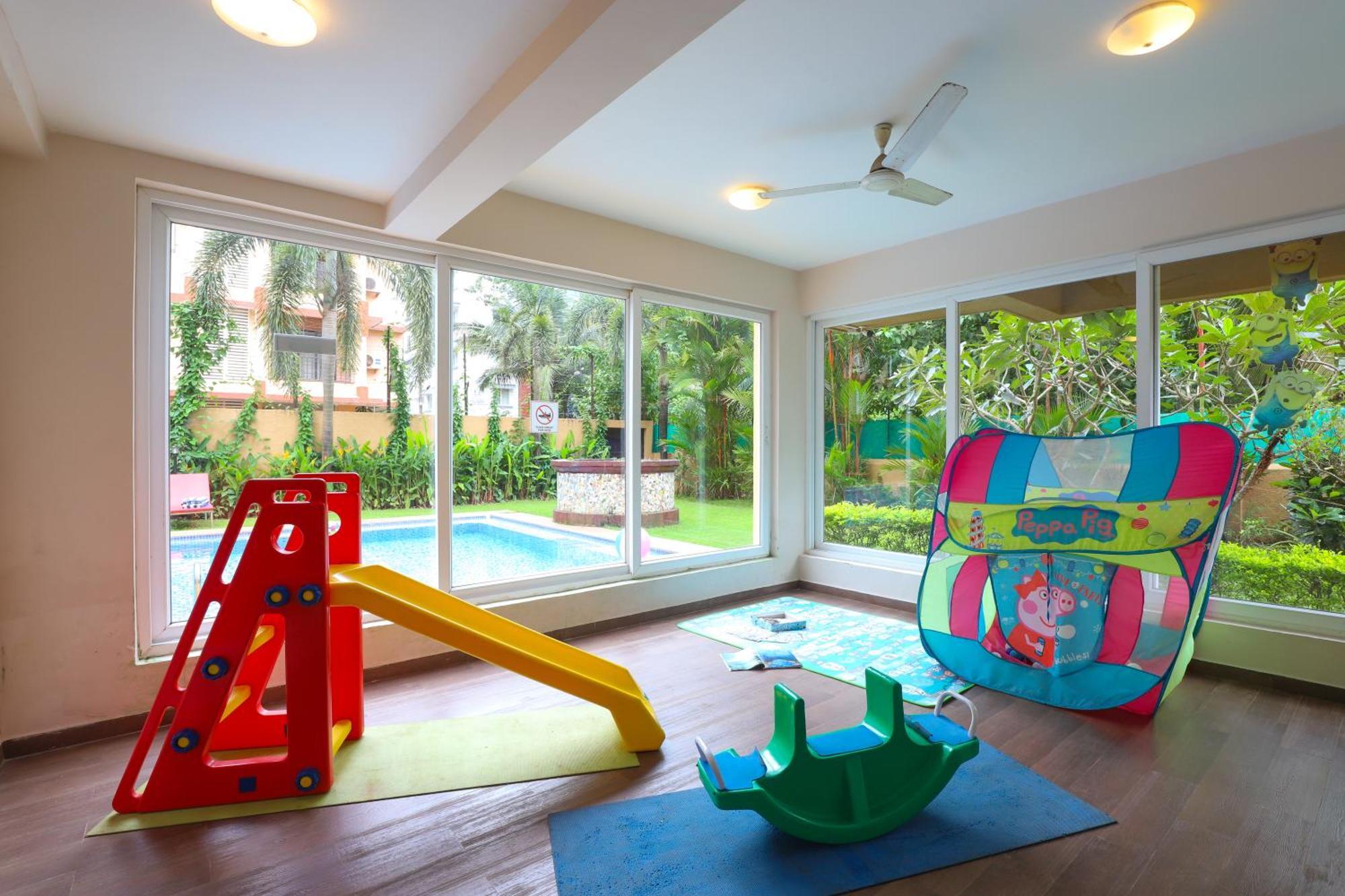 Veera Strand Park Serviced Apartments Near กาลังกูติ ภายนอก รูปภาพ