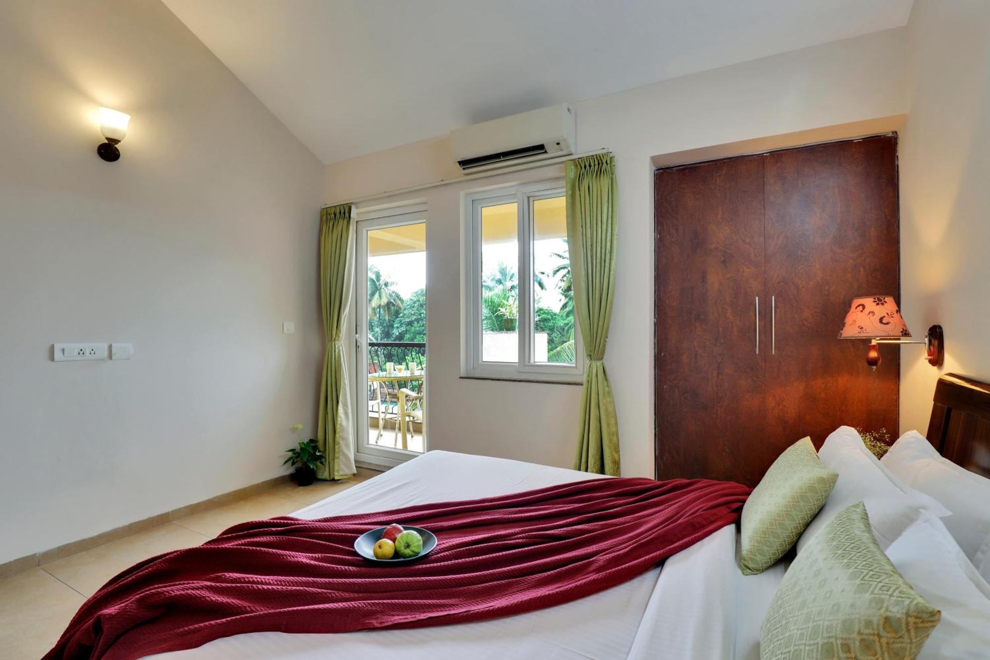 Veera Strand Park Serviced Apartments Near กาลังกูติ ภายนอก รูปภาพ