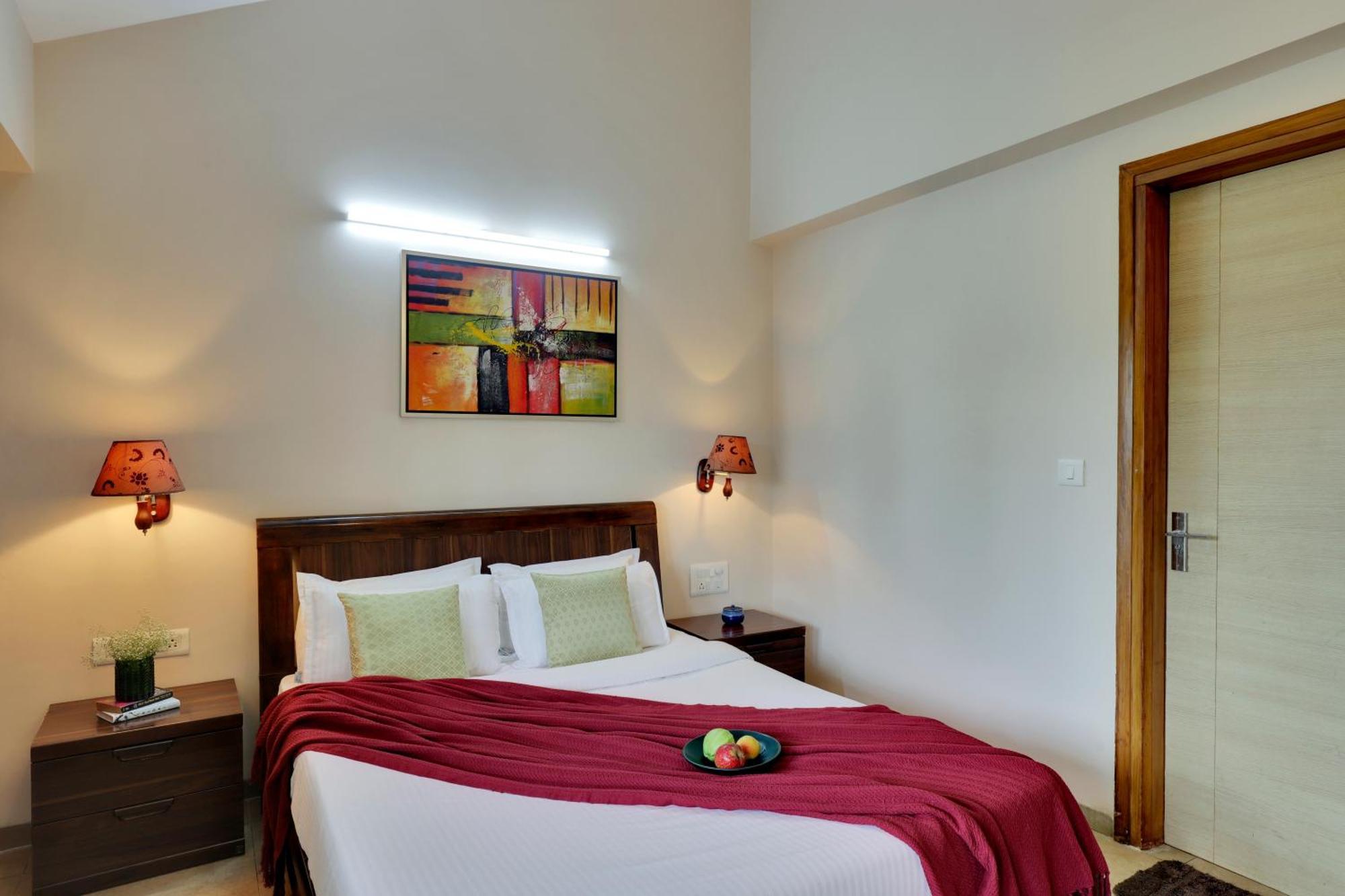Veera Strand Park Serviced Apartments Near กาลังกูติ ภายนอก รูปภาพ