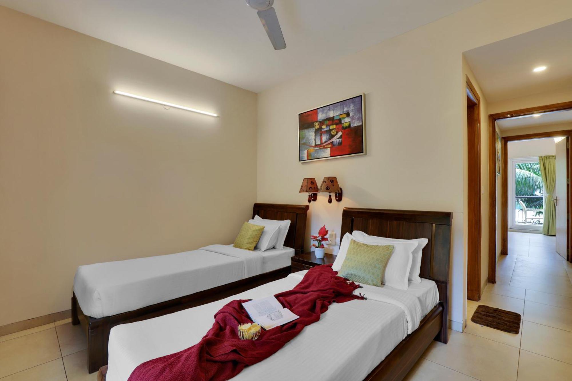 Veera Strand Park Serviced Apartments Near กาลังกูติ ภายนอก รูปภาพ