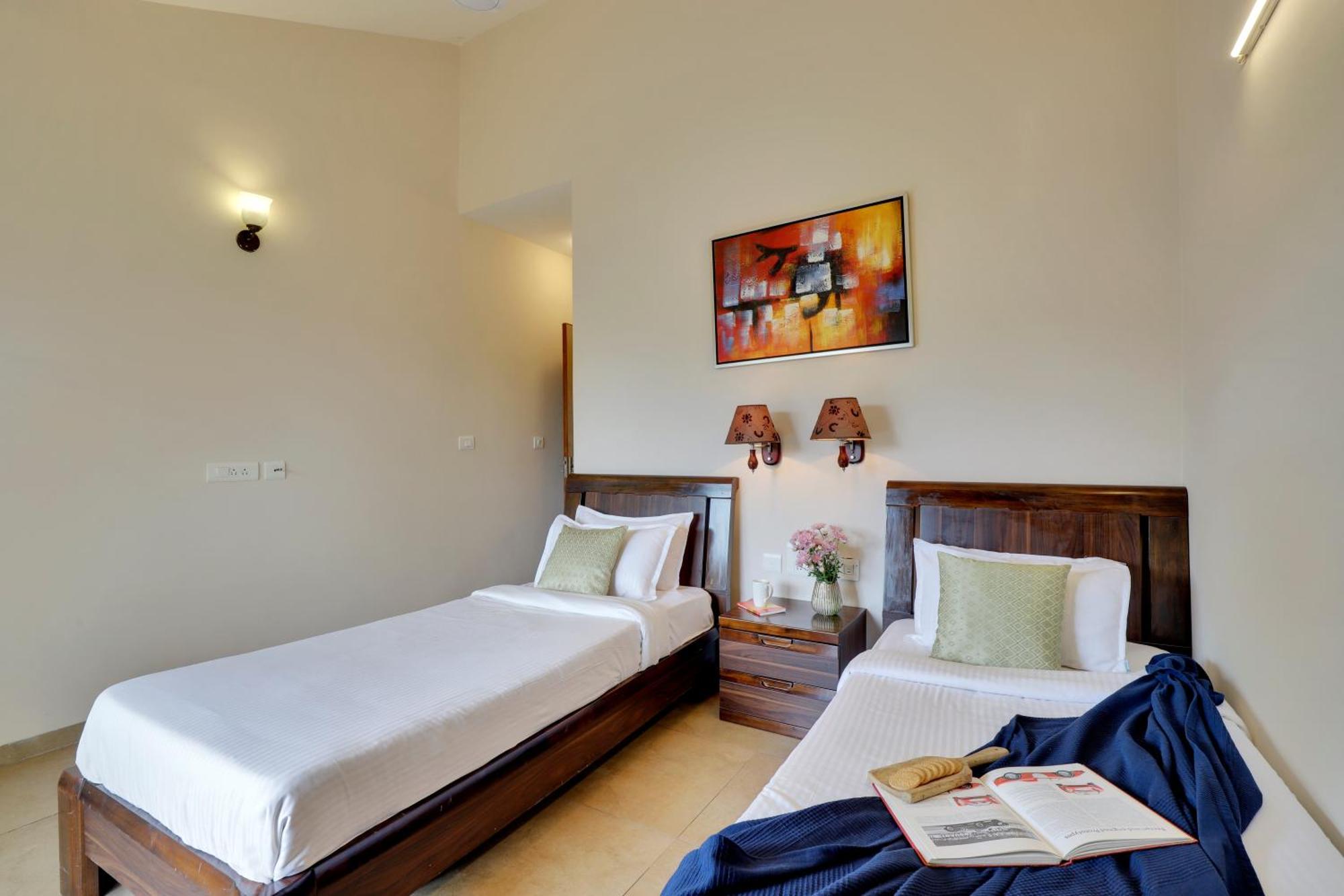 Veera Strand Park Serviced Apartments Near กาลังกูติ ภายนอก รูปภาพ